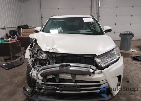 2019 Toyota Highlander Xle from USA, damaged, VIN 5TDJZRFH5KS626235